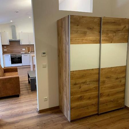 Apartment In Zentraler Lage Mit Privatparkplatz Grafenwohr Esterno foto